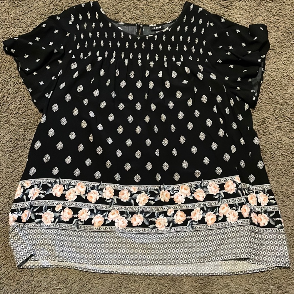 Torrid black flowy top